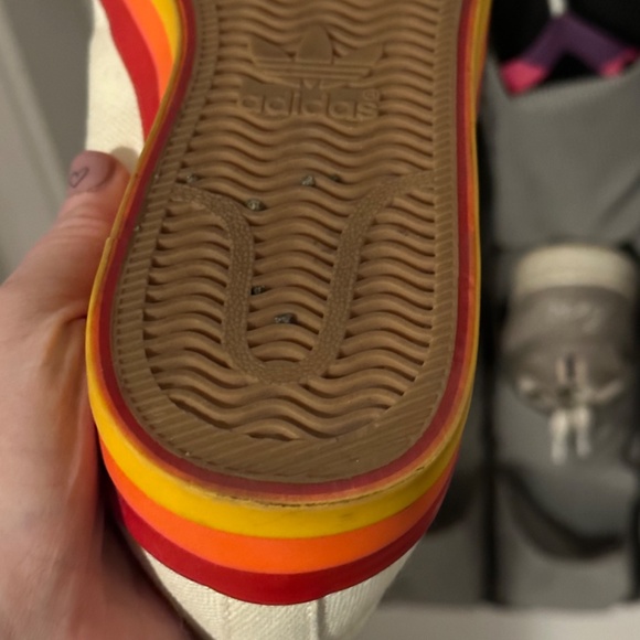 Adidas love unites shoes runners rainbow men women pride - Picture 3 of 7